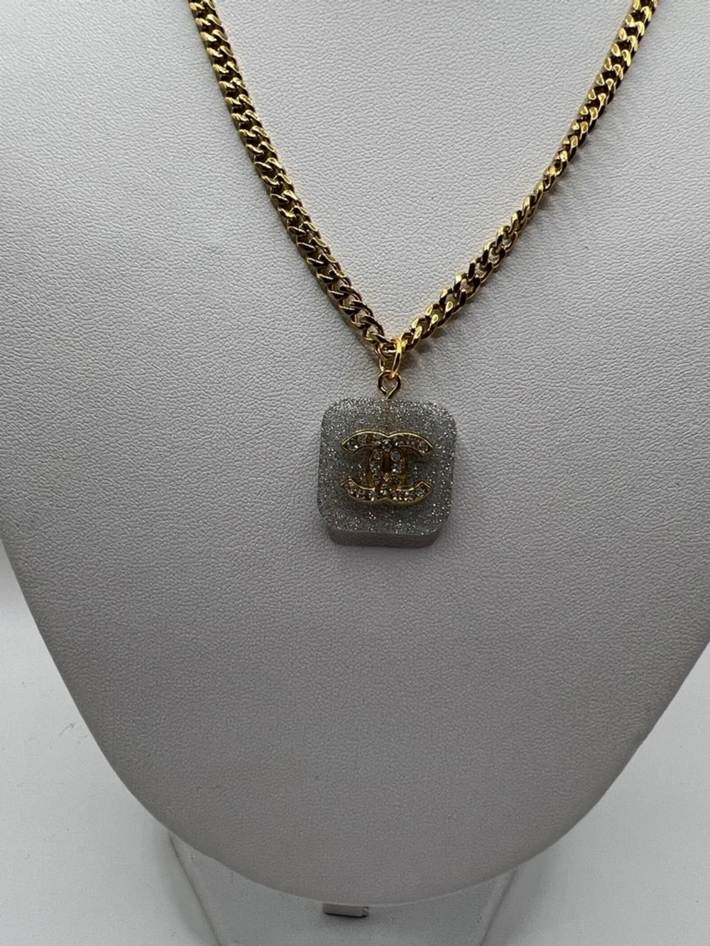 510. Gold & Crystal Resin Charm with Gold Plated Over Stainless Steel Chain 18”